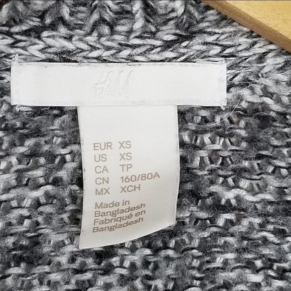 H&M Black & White Short Sleeve Knit Open Front Cardigan Sweater Size XS - Picture 4 of 5